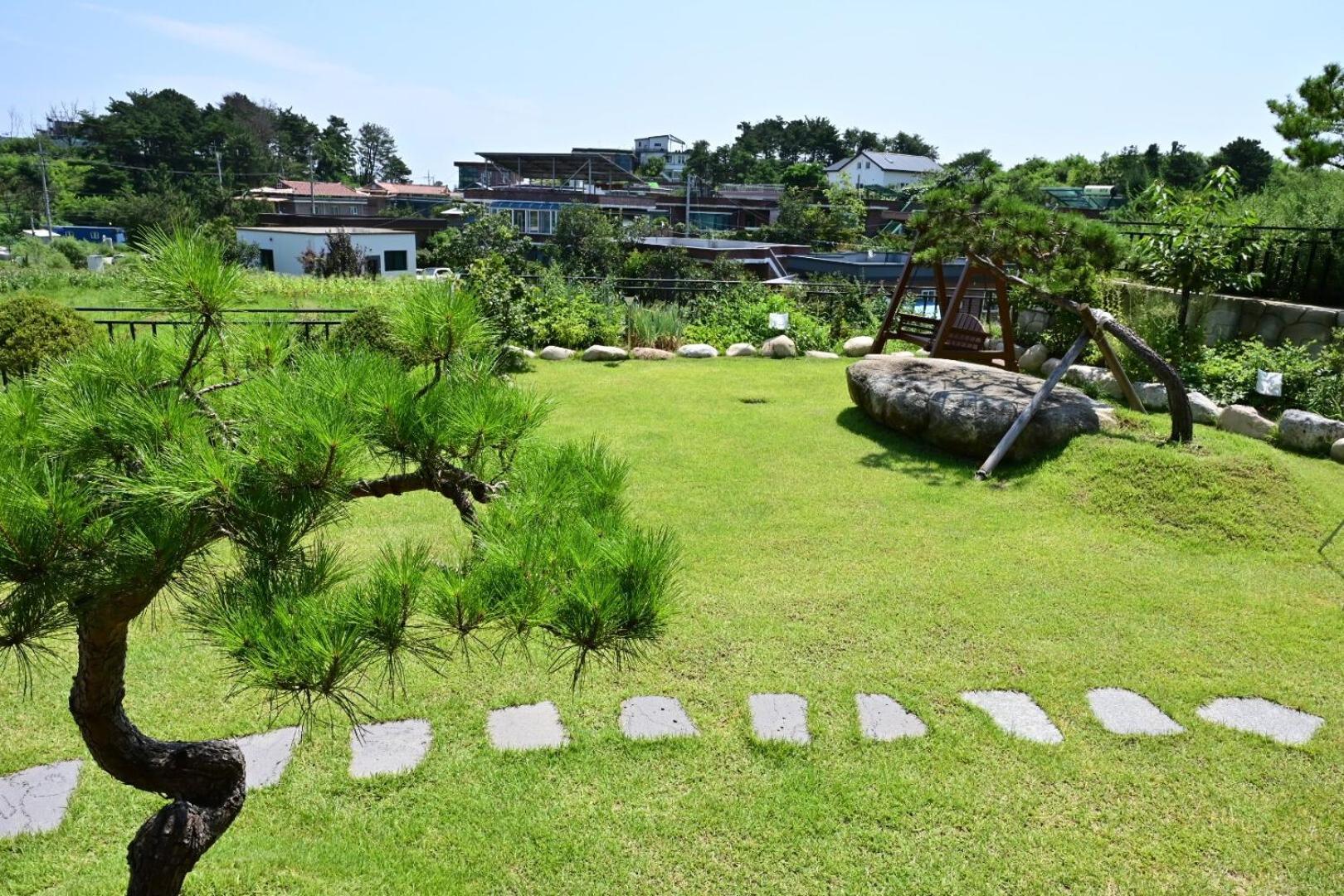 Goseung Luceluna Pension Hotell Goseong  Exteriör bild